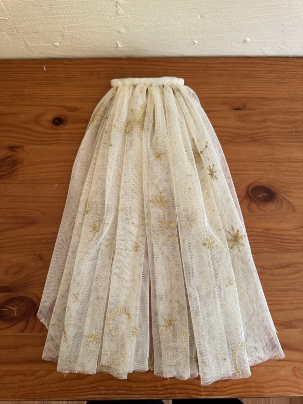 Golden Star Moon Wedding Veil: Celestial Embroidered Short Veil